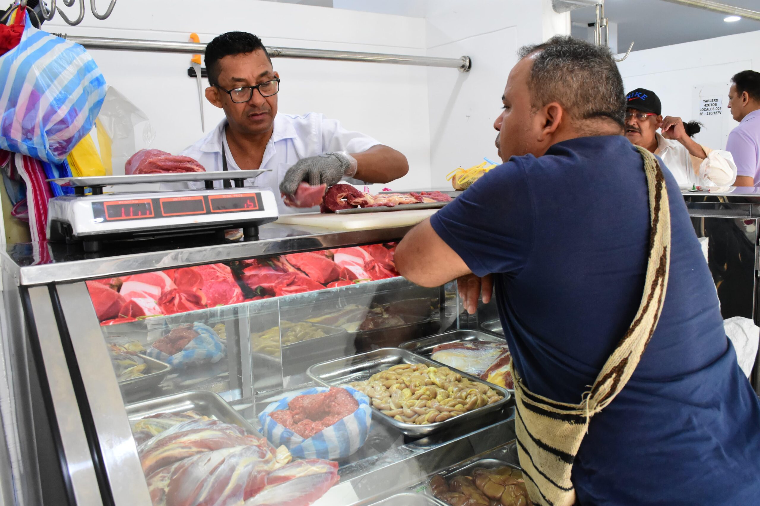 Secretaría Local de Salud garantiza cumplimiento de normas de higiene y salubridad en pabellón de Carnes del Mercado Público