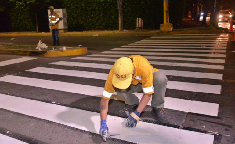 Con demarcación y señalización en zonas escolares, se busca proteger la integridad de los estudiantes en Valledupar