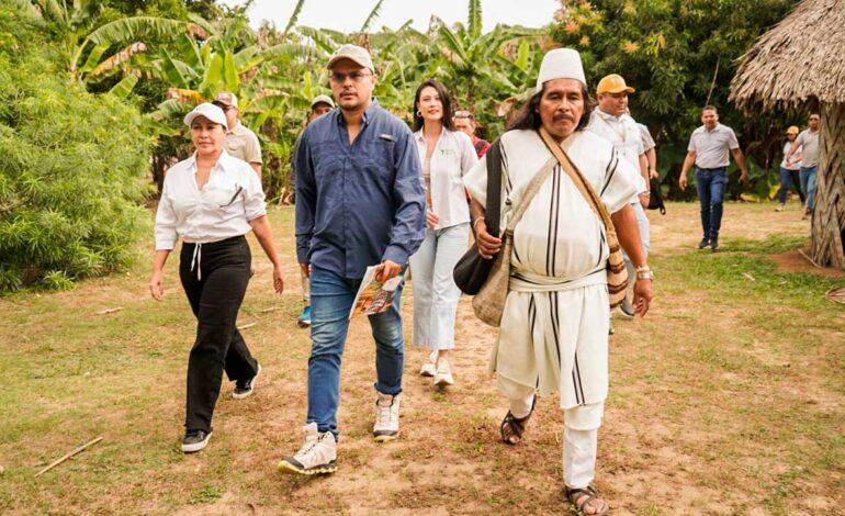 Gobierno entregará más de 1.000 hectáreas de tierra al resguardo arhuaco de la Sierra Nevada