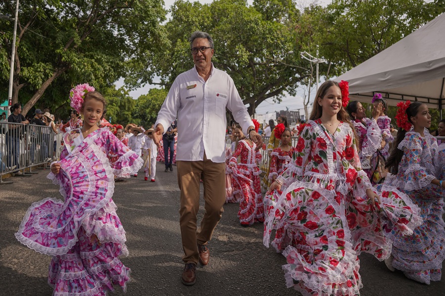 Con alegría, herencia y tradición se vivio el desfile de piloneritos en Valledupar