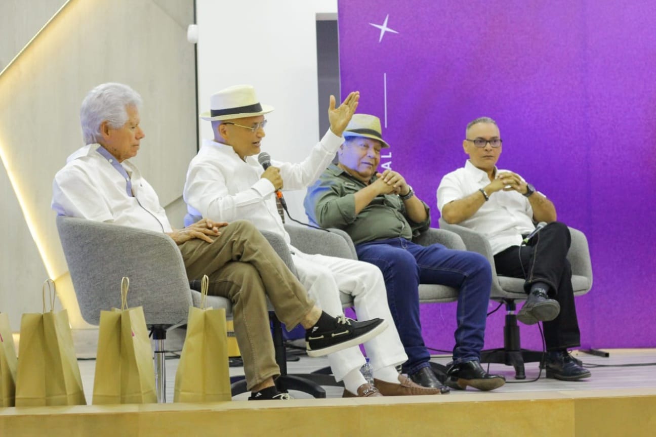 “La inspiración viene de Dios”: Conversatorio de Fiesta Celestial