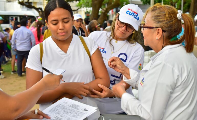 En colegio de Valledupar, Secretaría de Salud sensibiliza para prevención de dengue