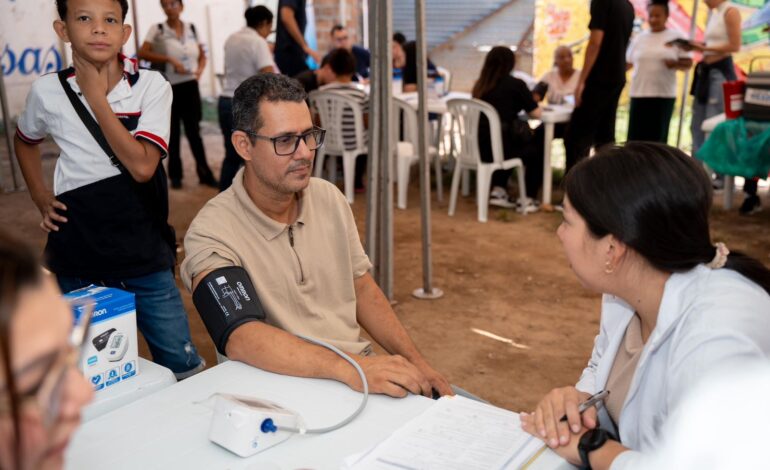 Más de 450 personas fueron beneficiadas durante la Feria ‘Valledupar Te Cuida’ en el barrio Zapato en Mano
