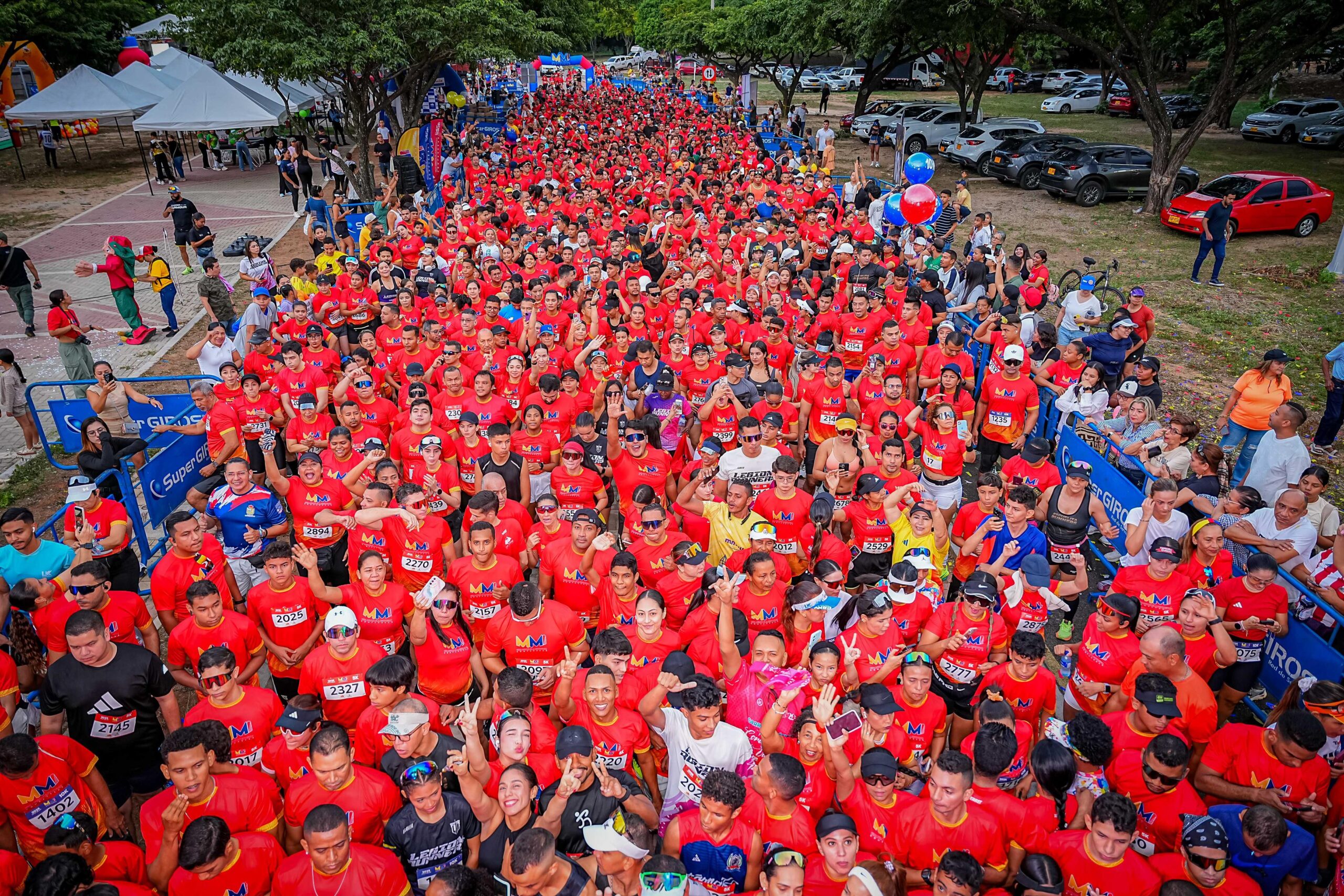 Con cerca de dos mil corredores se dio la Media Maratón de la Independencia