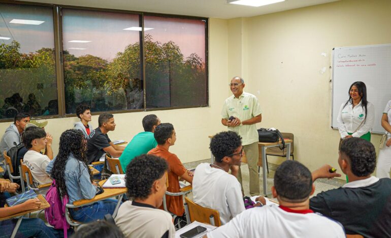 Universidad Popular del Cesar da un salto hacia la alta calidad: tres programas van por la acreditación