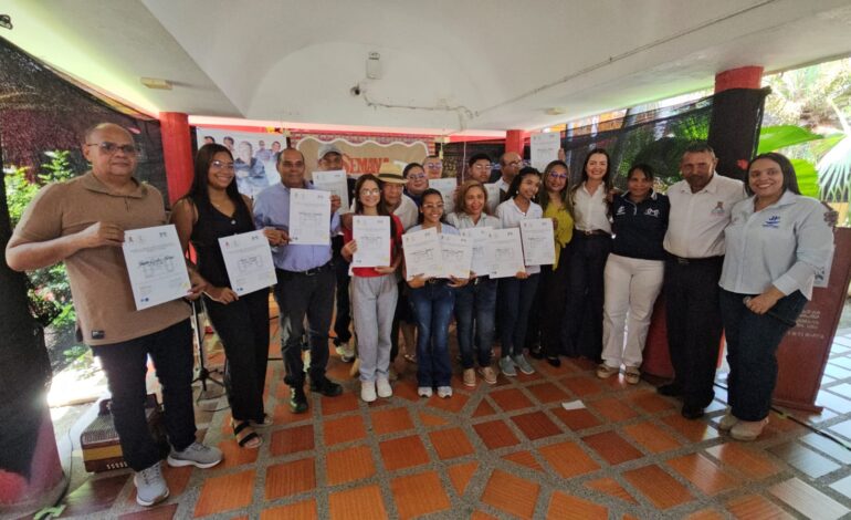 Estudiantes de la Universidad de La Guajira se graduaron en técnica vocal y composición