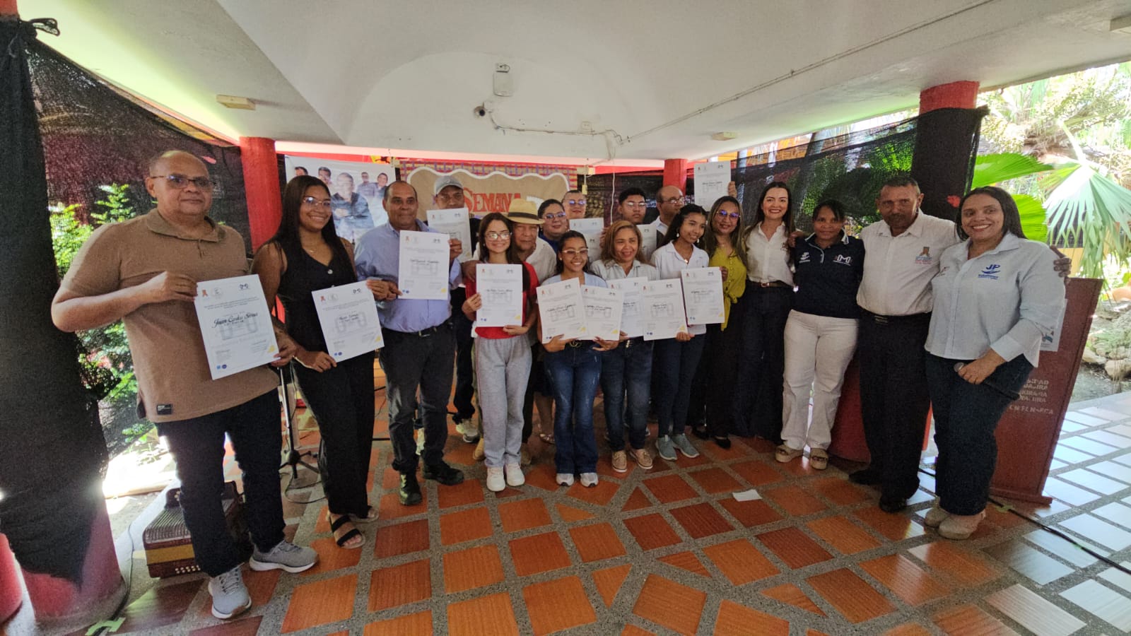 Estudiantes de la Universidad de La Guajira se graduaron en técnica vocal y composición