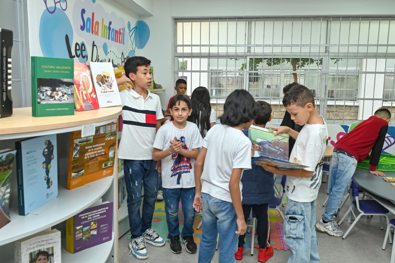 Biblioteca pública el arco iris inaugura temporada de vacaciones culturales en  Valledupar